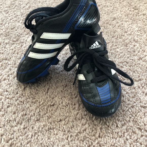 Adidas soccer shoes cleats - Picture 2 of 7